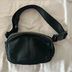 Lululemon Everyday Belt Bag
